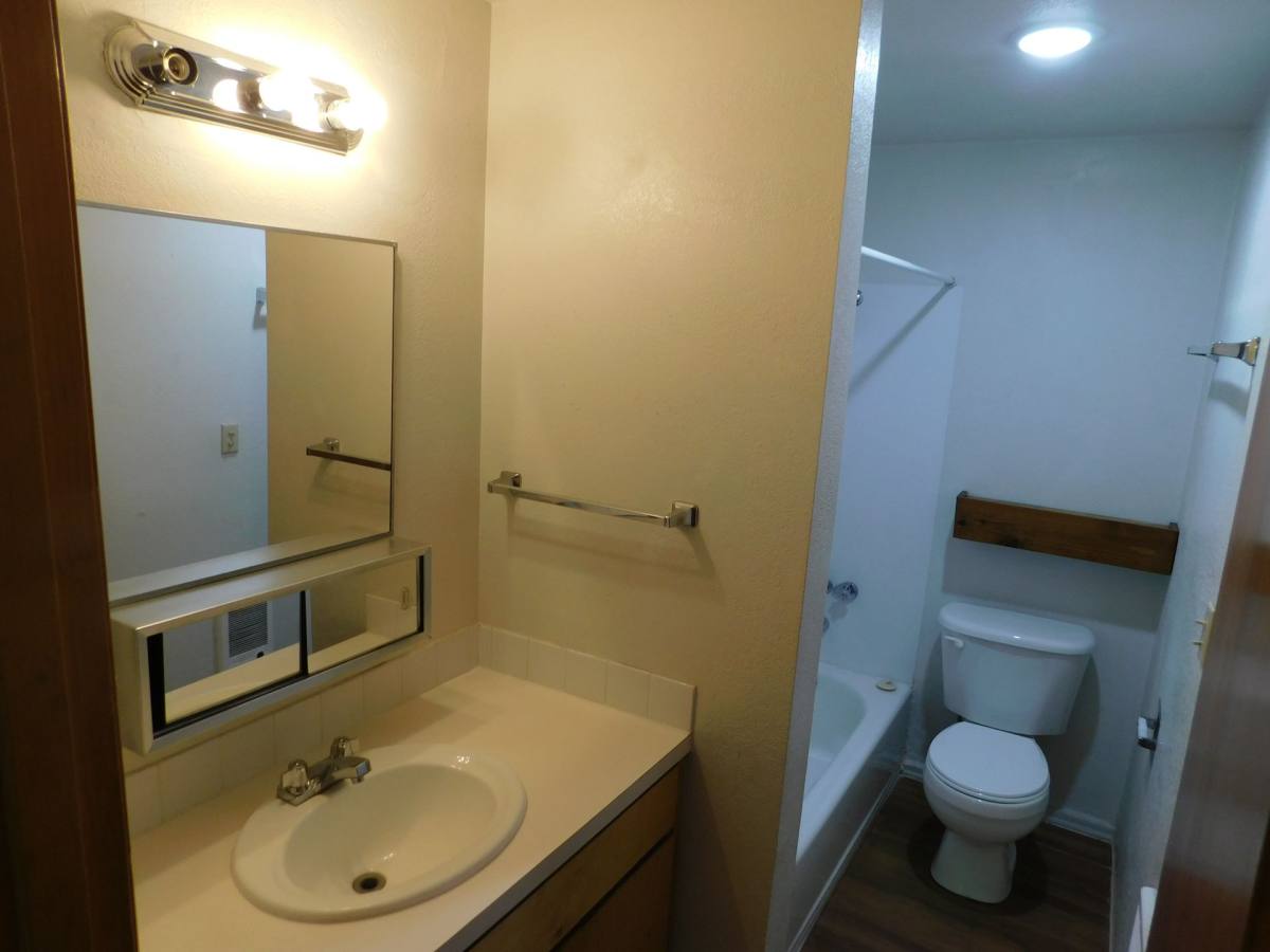 Apartment for rent at 1500 Main St, Springfield, OR 97477