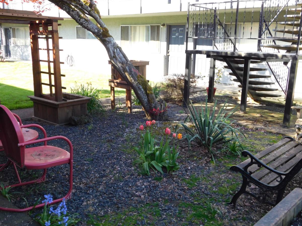 Apartment for rent at 1500 Main St, Springfield, OR 97477