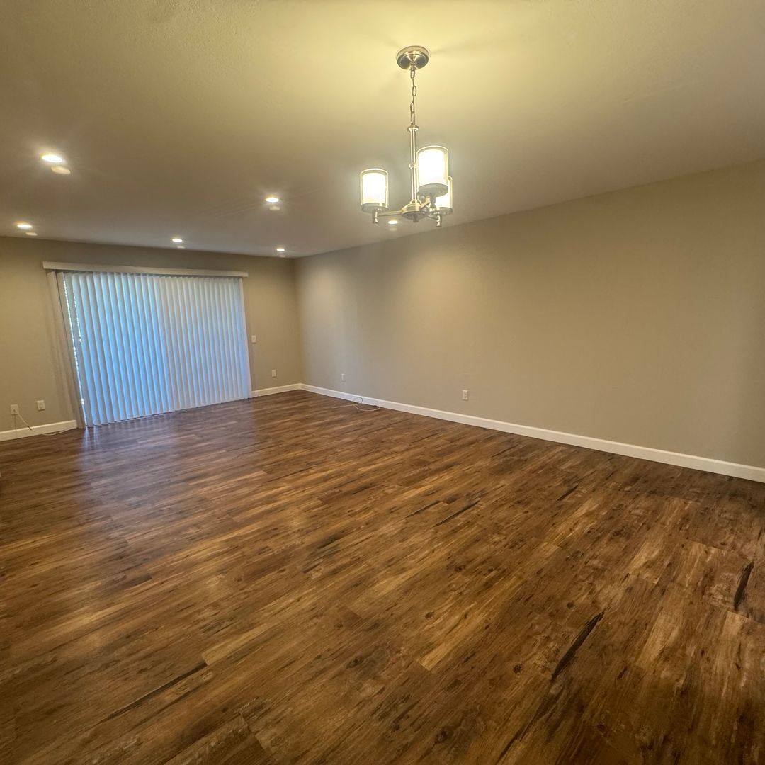 Apartment for rent at 1355 Loma Ave, Long Beach, CA 90804