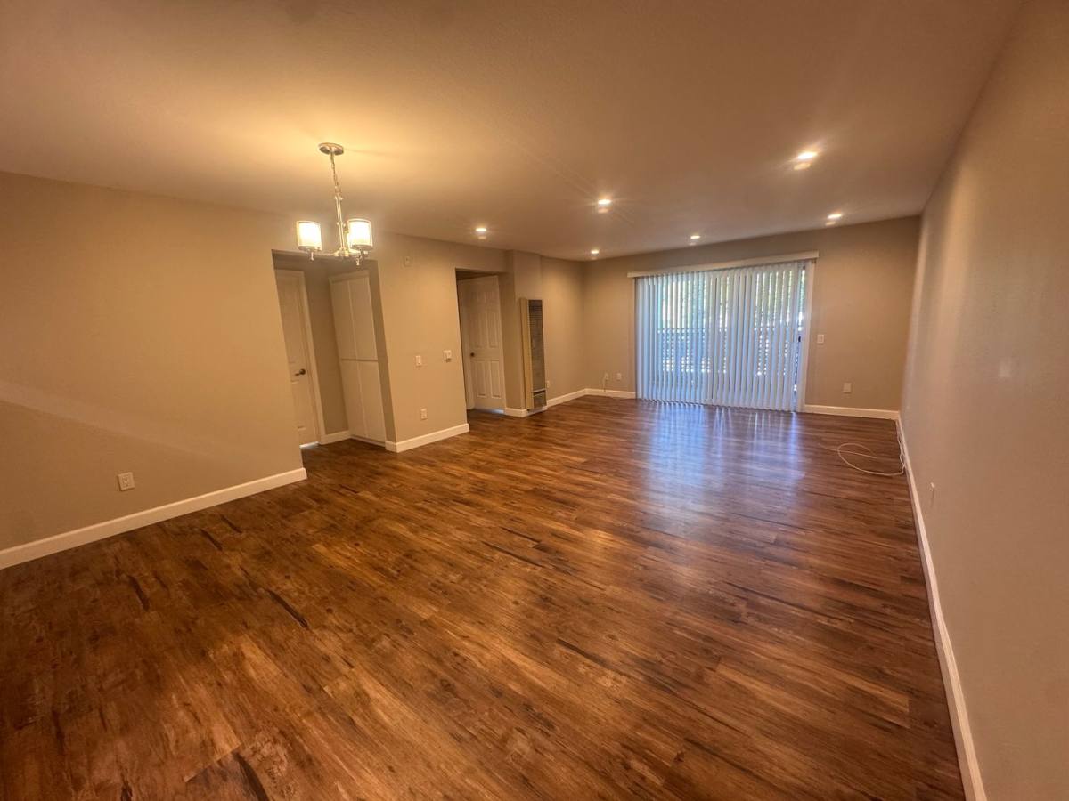 Apartment for rent at 1355 Loma Ave, Long Beach, CA 90804