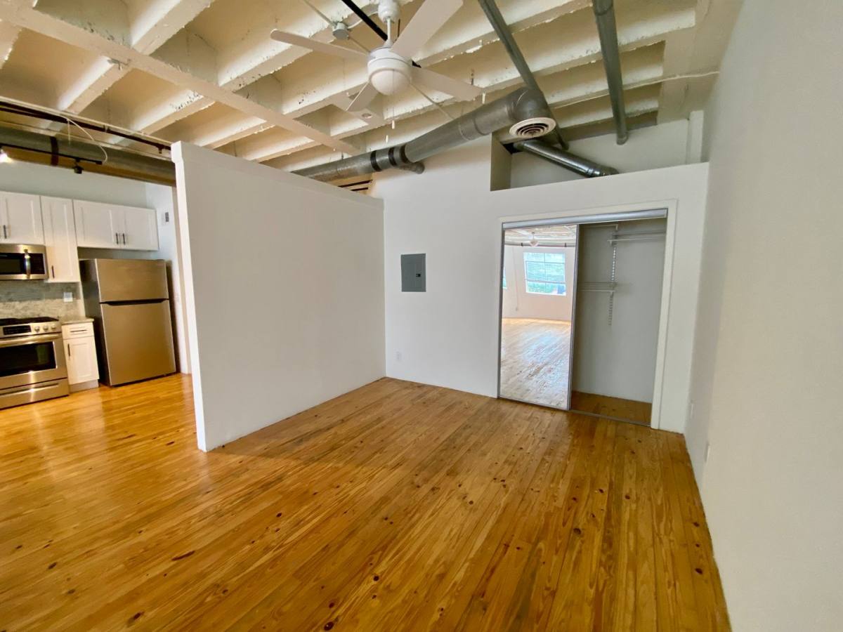 Apartment for rent at 900 Peachtree St NE, Atlanta, GA 30309