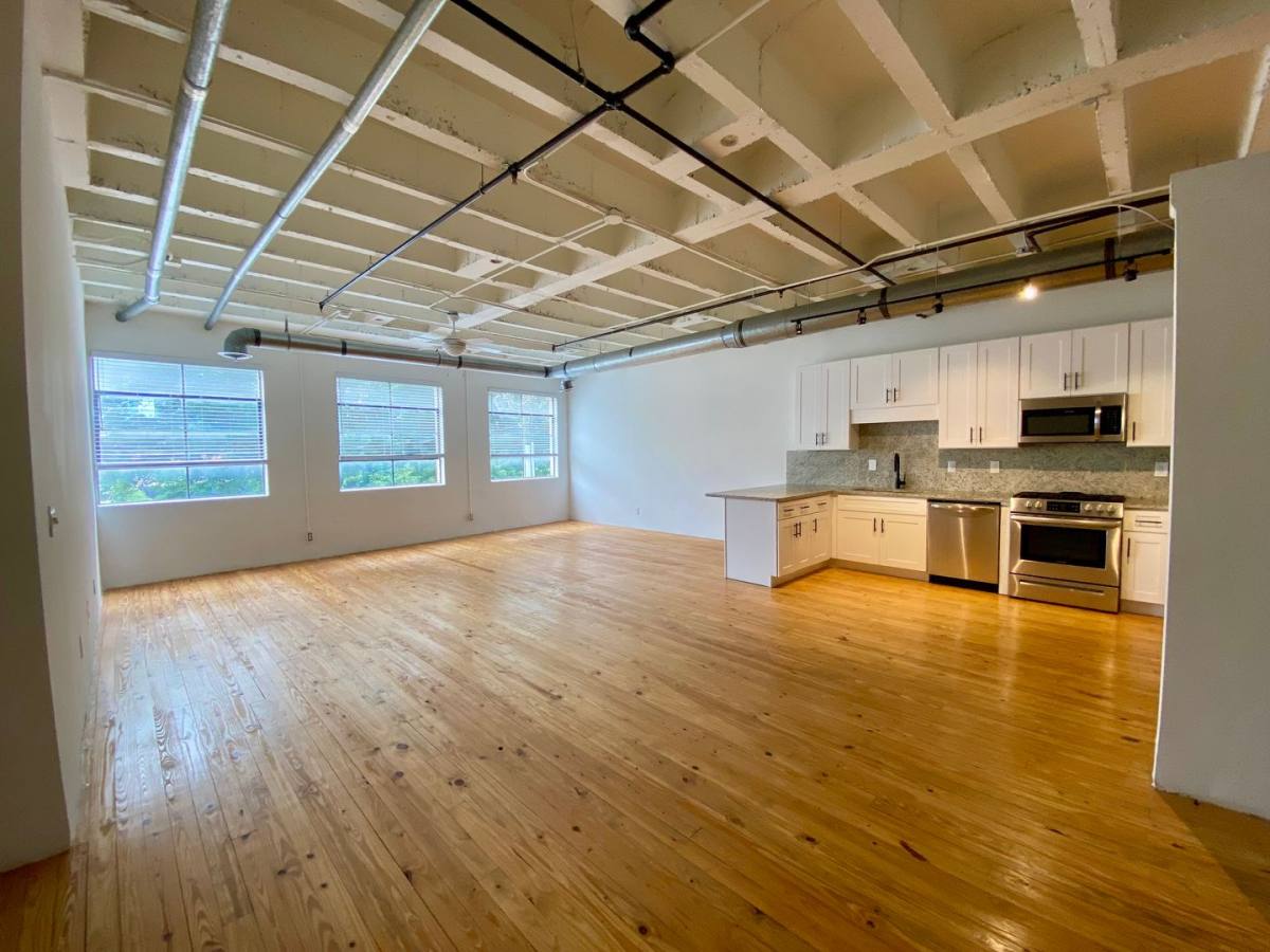 Apartment for rent at 900 Peachtree St NE, Atlanta, GA 30309