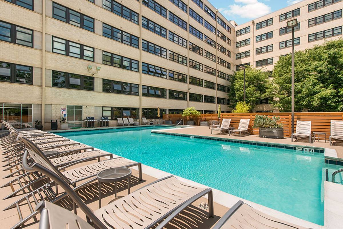 Apartment for rent at 900 Peachtree St NE, Atlanta, GA 30309