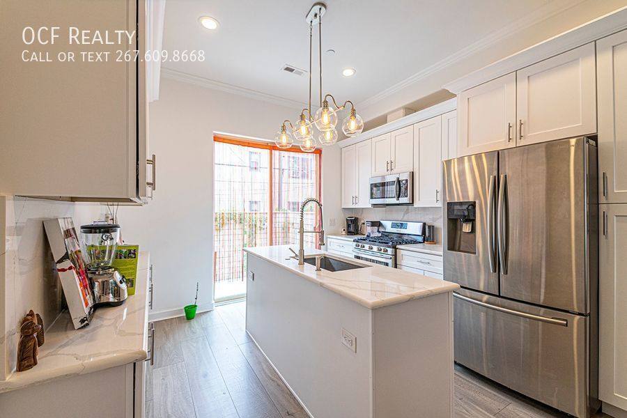 House for rent at 2137 Cross St, Philadelphia, PA 19146