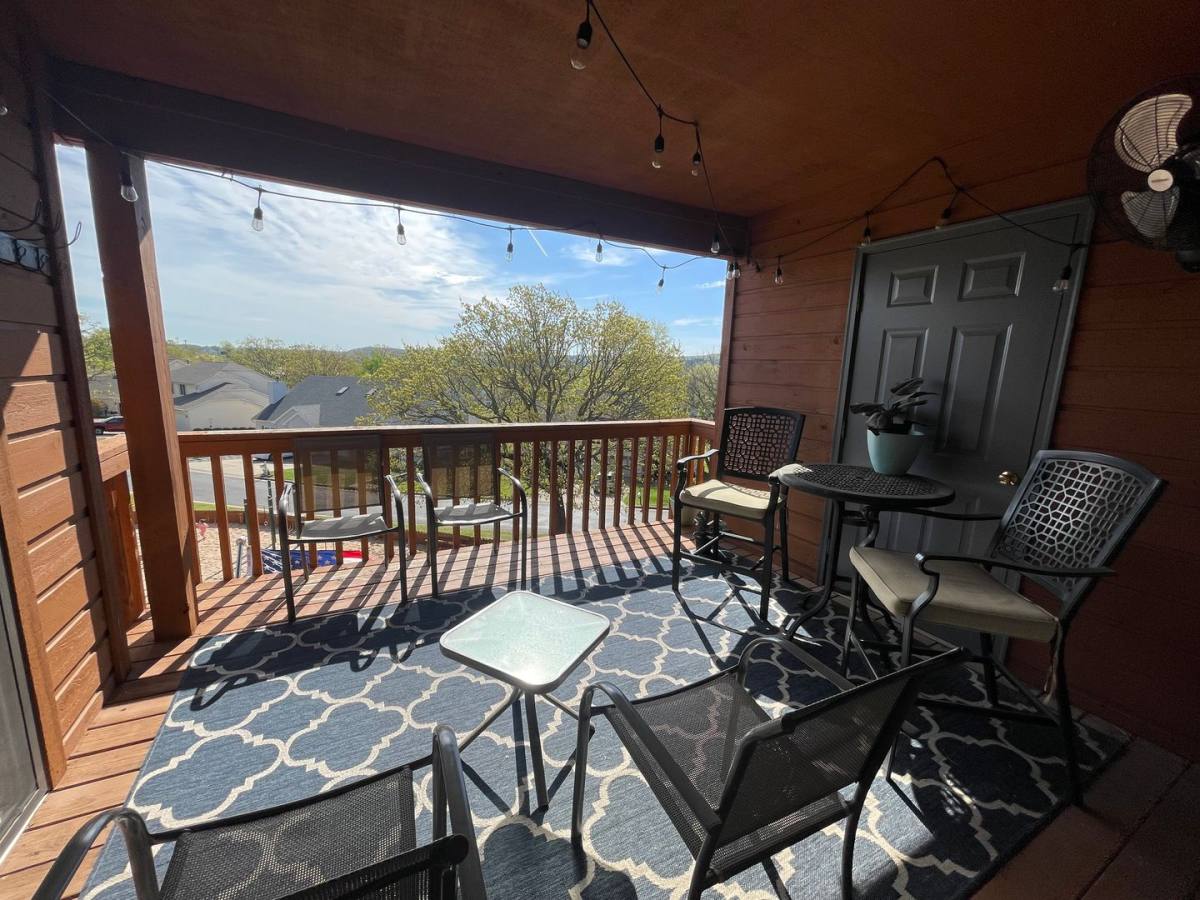 Apartment for rent at 193 Avondale Dr #10, Branson, MO 65616