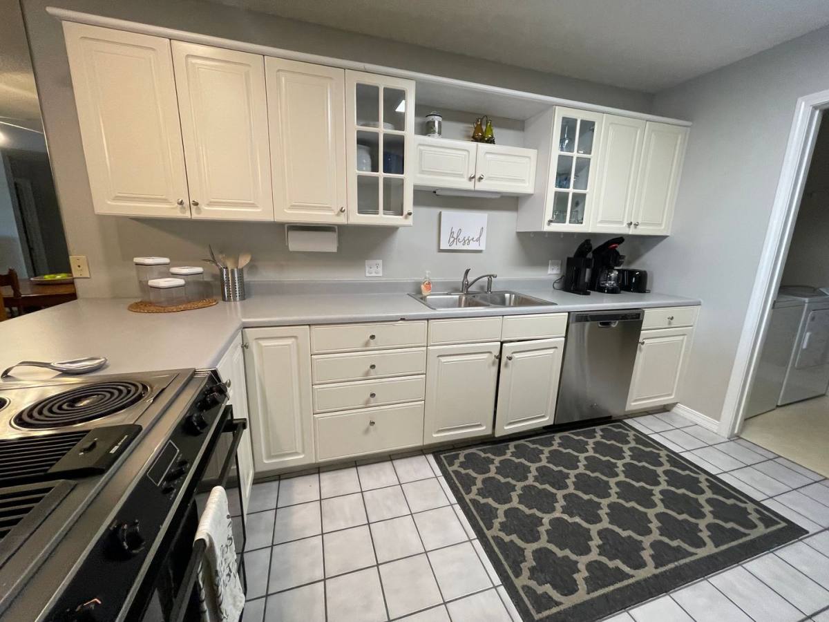 Apartment for rent at 193 Avondale Dr #10, Branson, MO 65616