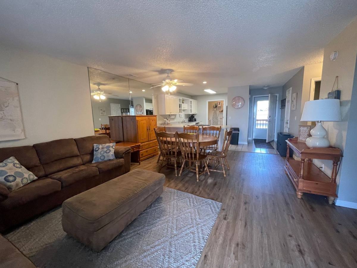 Apartment for rent at 193 Avondale Dr #10, Branson, MO 65616