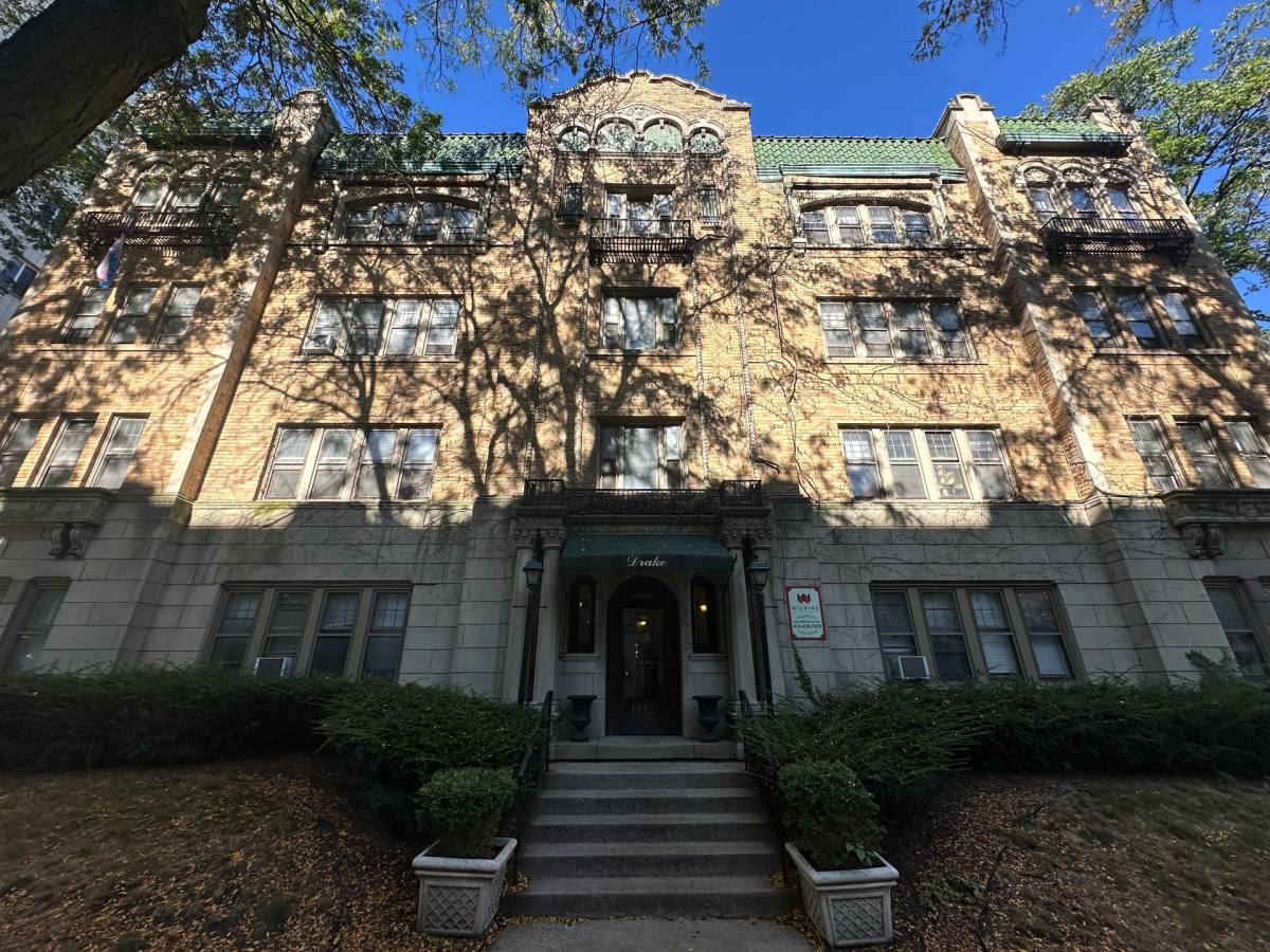 Apartment for rent at 1915 N Prospect Ave, Milwaukee, WI 53202