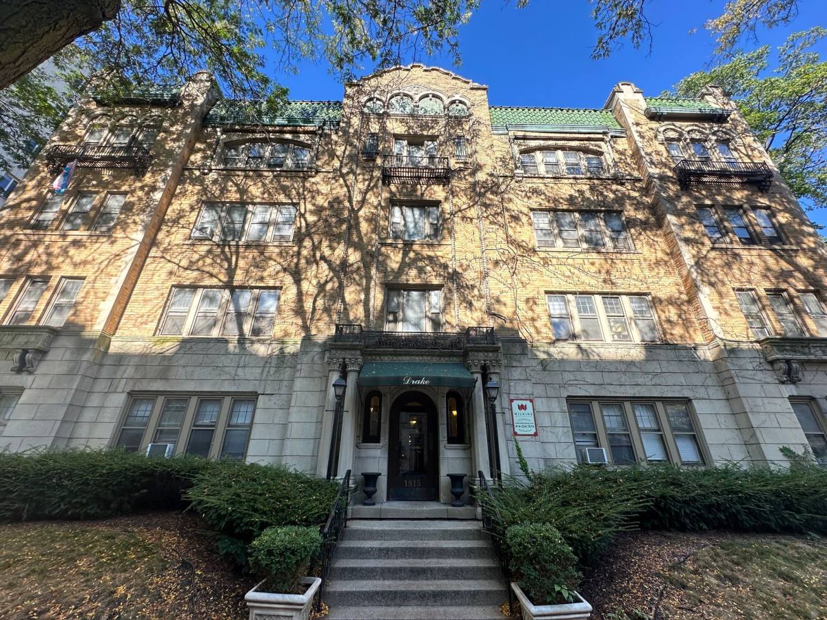 Apartment for rent at 1915 N Prospect Ave, Milwaukee, WI 53202