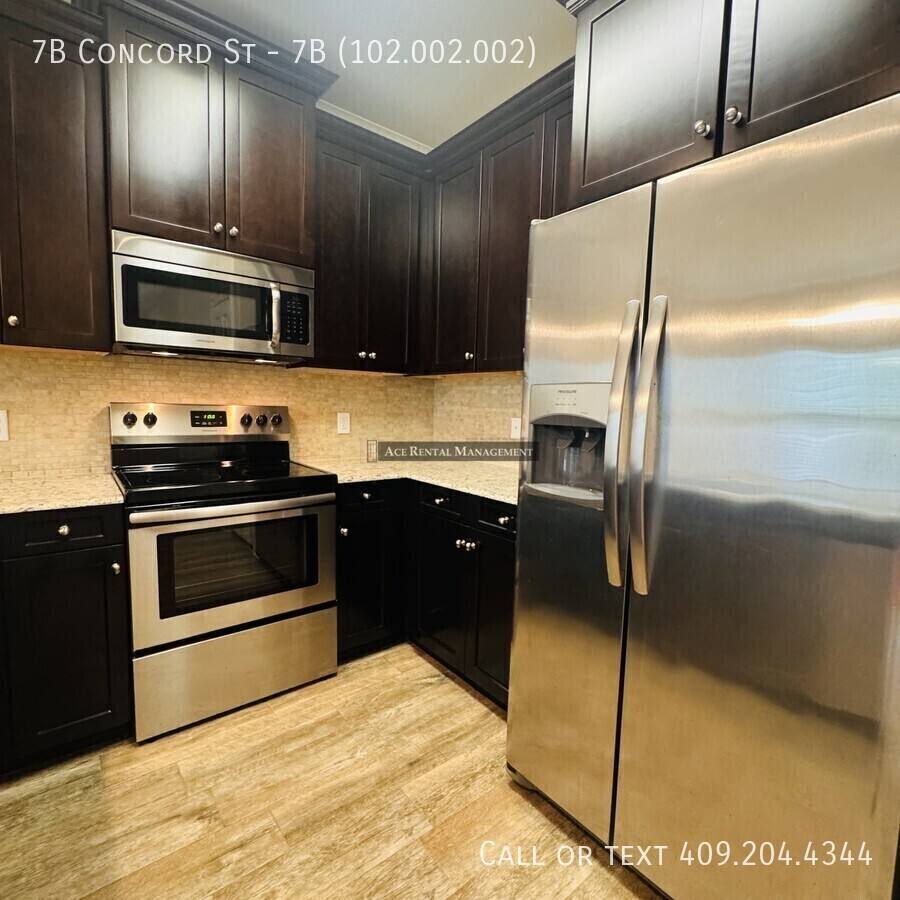 Apartment for rent at 7B Concord St #7B 102-002-002, Orange, TX 77630