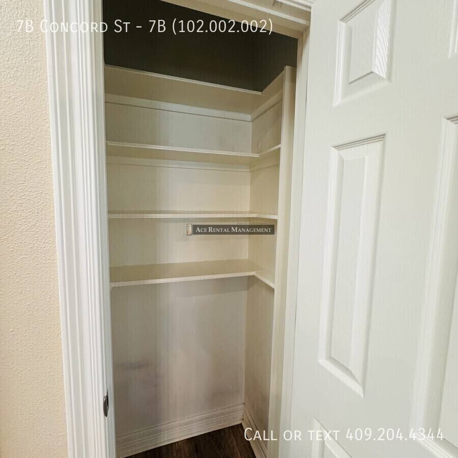 Apartment for rent at 7B Concord St #7B 102-002-002, Orange, TX 77630