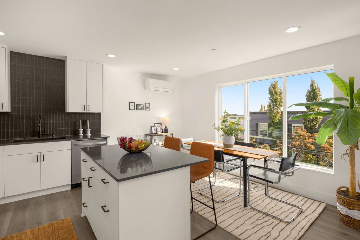 Apartment for rent at 113 24th Ave E, Seattle, WA 98112