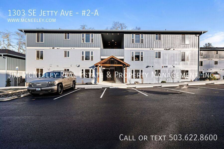 Apartment for rent at 1303 SE Jetty Ave #2-A, Warrenton, OR 97146