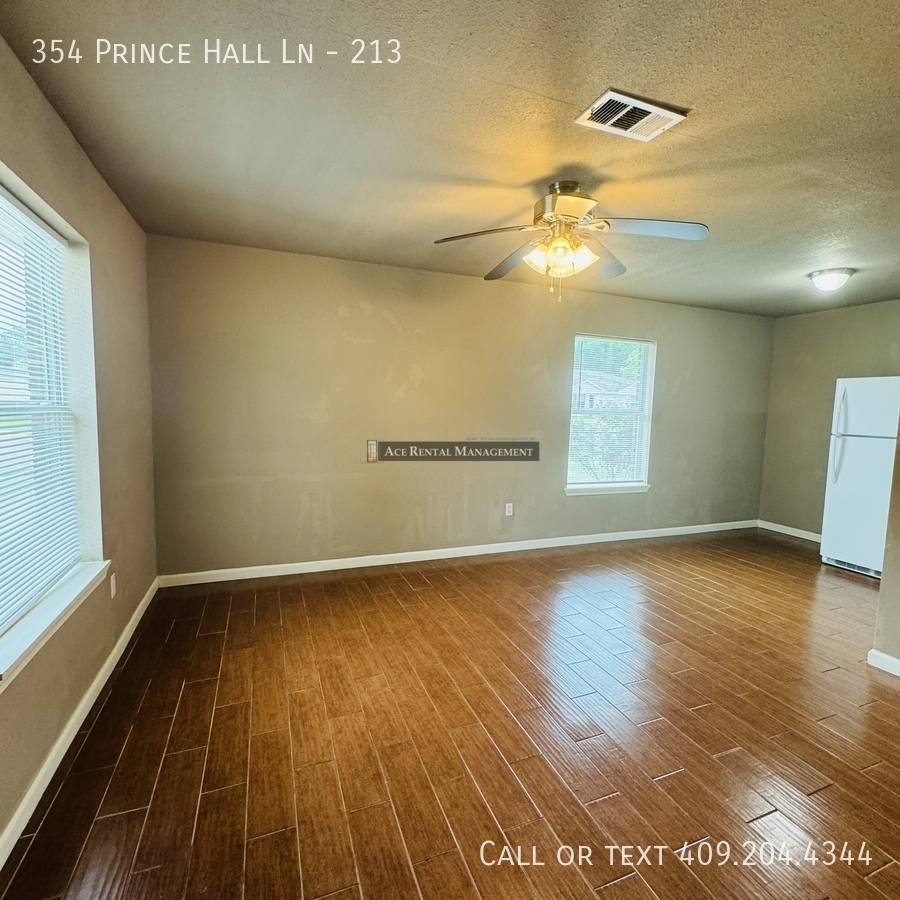 Apartment for rent at 354 Prince Hall Lane #213, Silsbee, TX 77656
