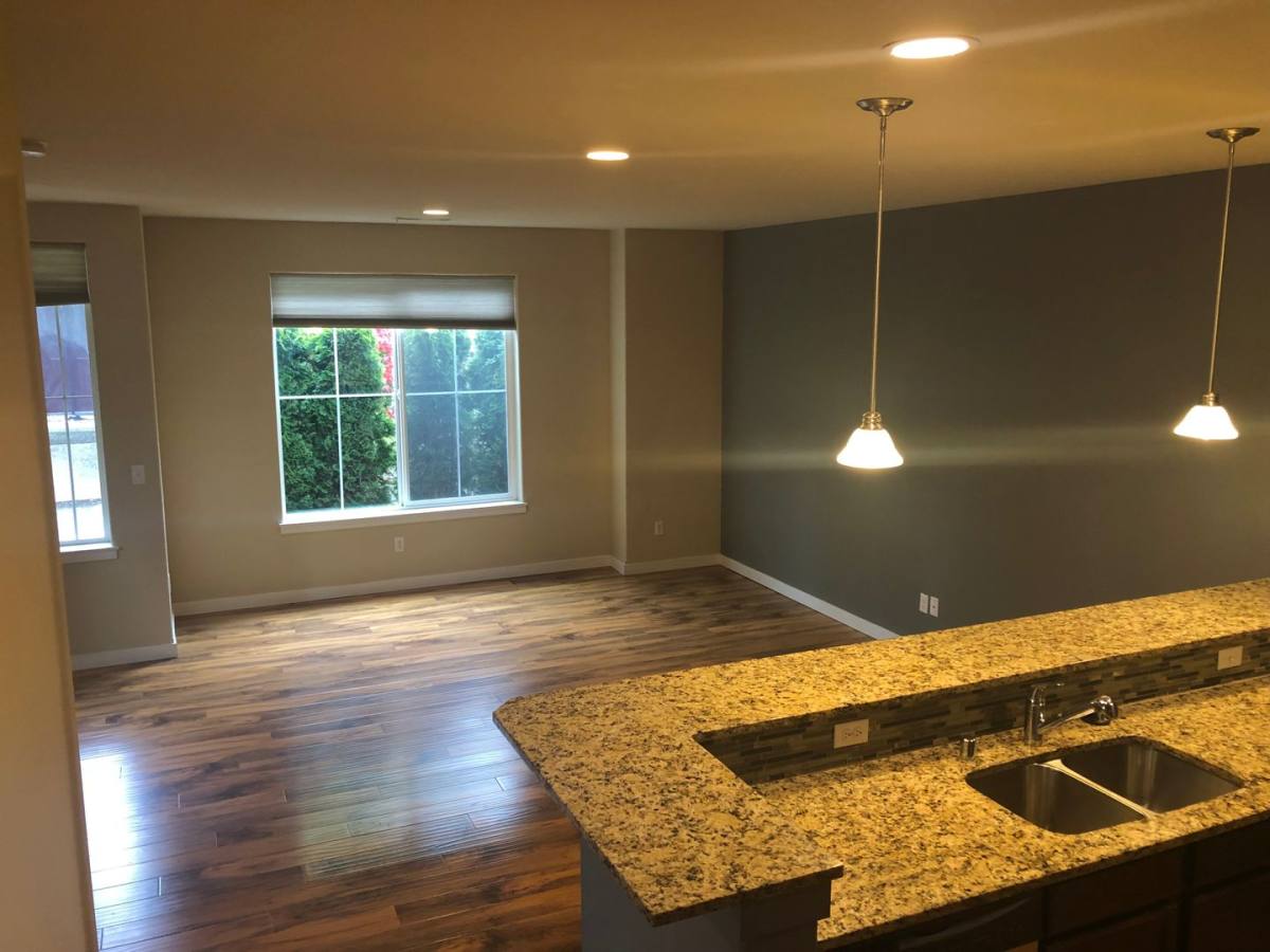 Townhouse for rent at 14015 34th Dr SE, Bothell, WA 98012