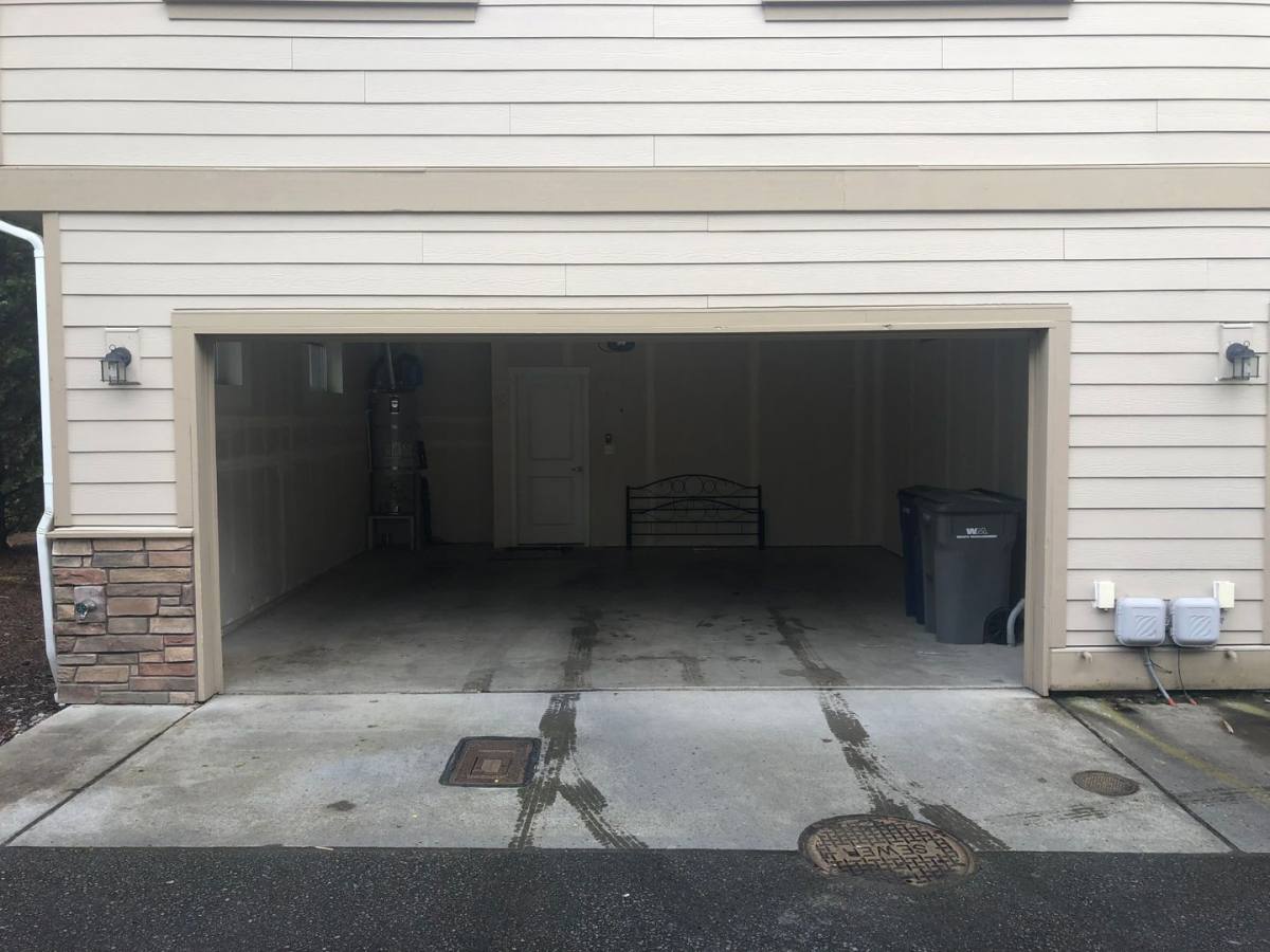 Townhouse for rent at 14015 34th Dr SE, Bothell, WA 98012