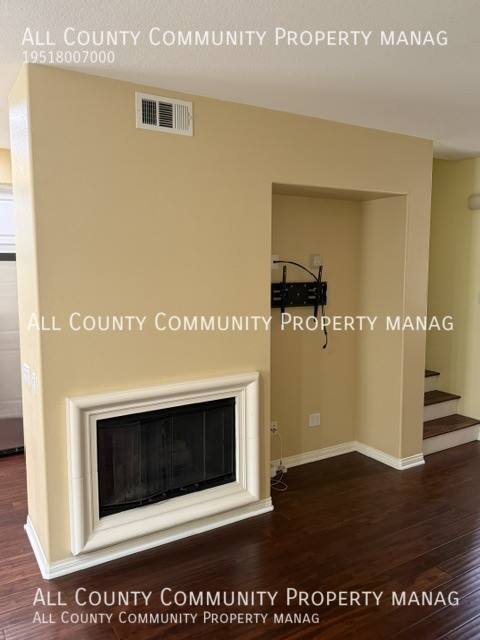 Townhouse for rent at 315 Linden Dr, Orange, CA 92865