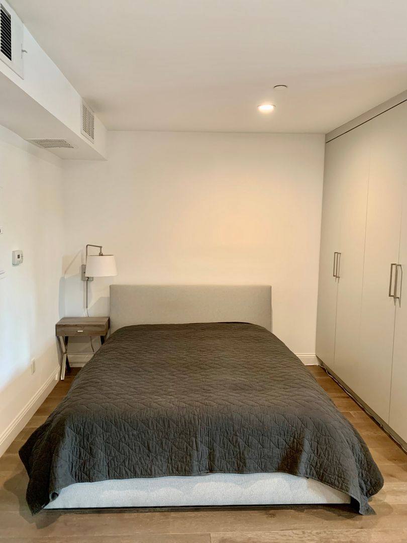 Apartment for rent at 1105 Alta Loma Rd, West Hollywood, CA 90069