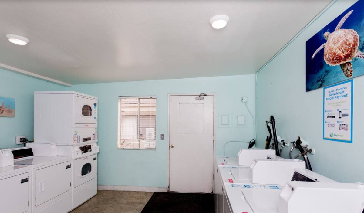 Apartment for rent at 2841 E Lincoln Ave, Anaheim, CA 92806