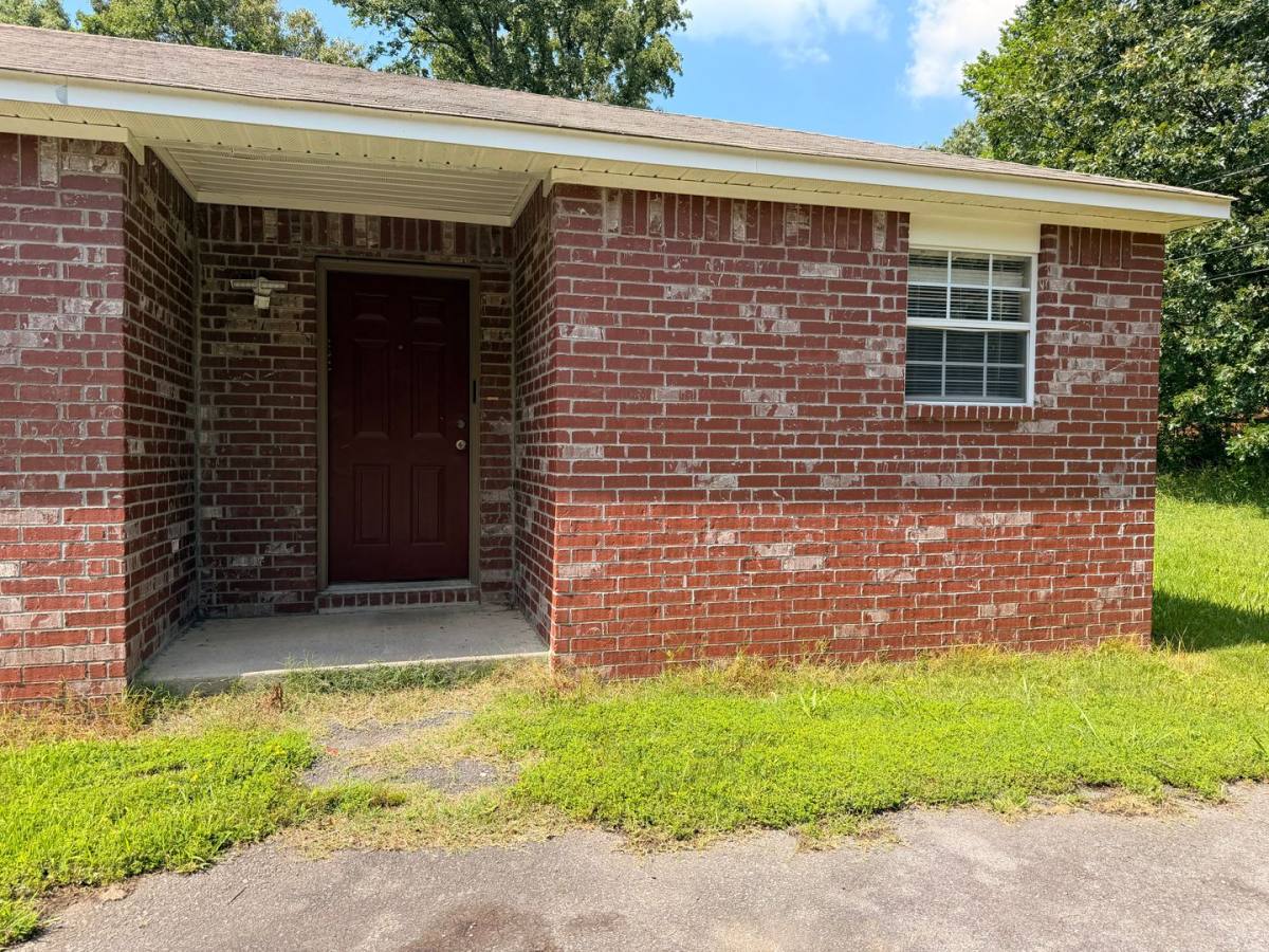 Apartment for rent at 3805 E 6th St, Russellville, AR 72801