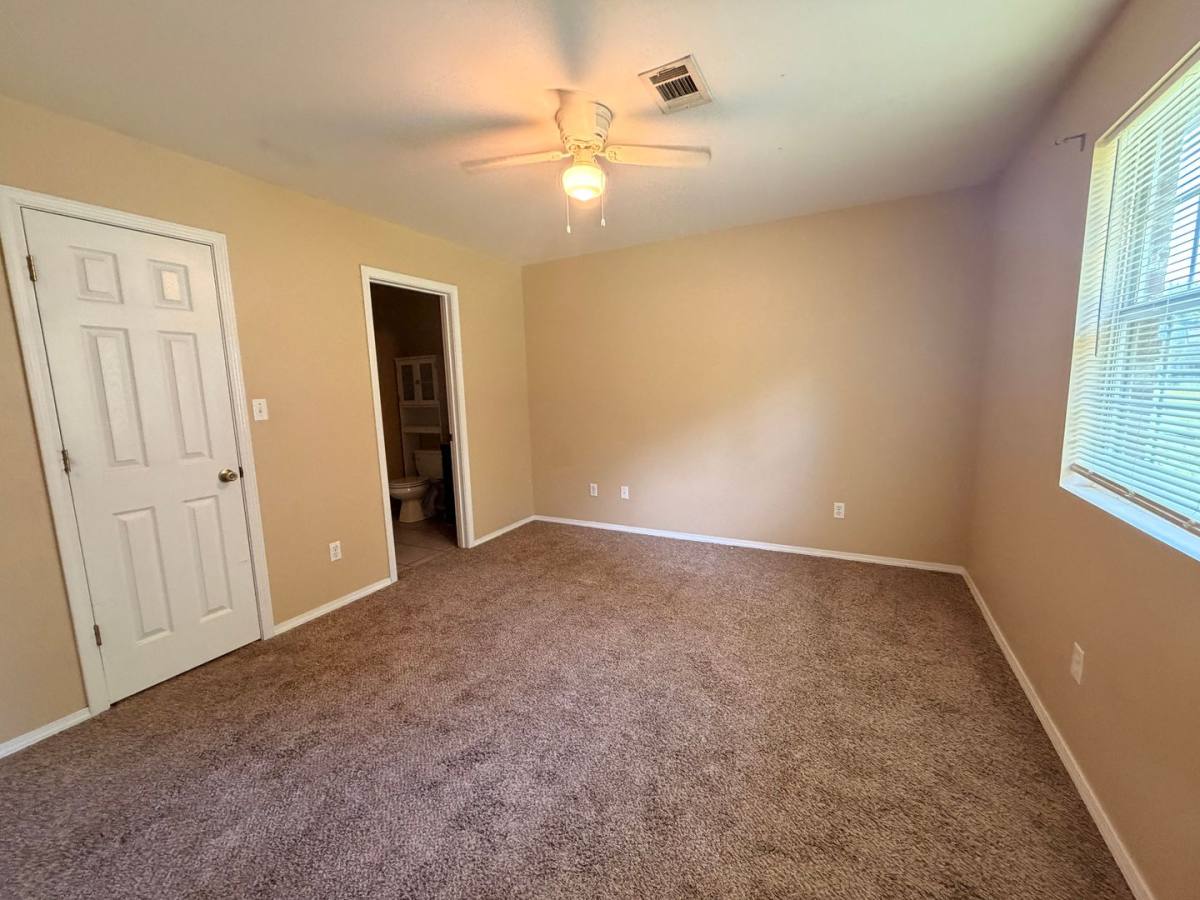 Apartment for rent at 3805 E 6th St, Russellville, AR 72801