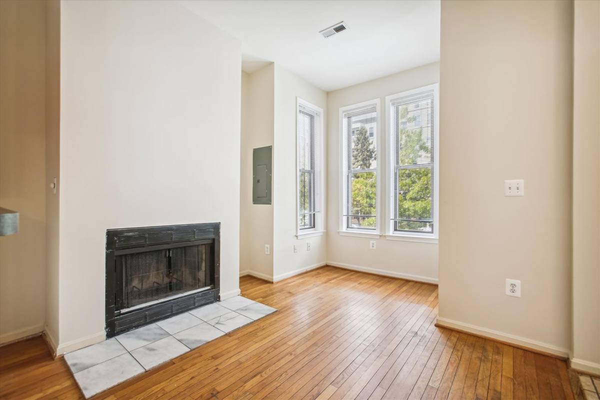 Apartment for rent at 2025 11th St NW, Washington, DC 20001