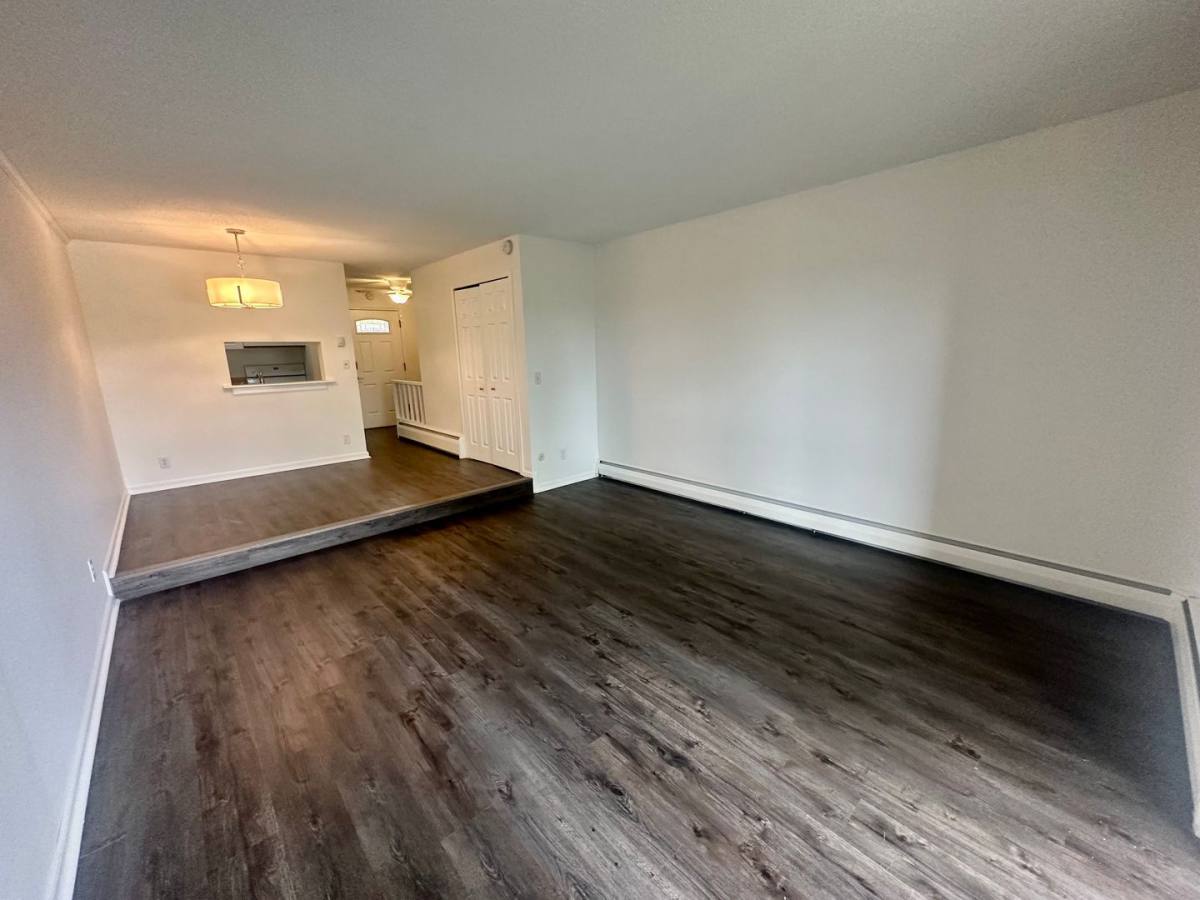 Apartment for rent at 380 Ramsey St, Saint Paul, MN 55102