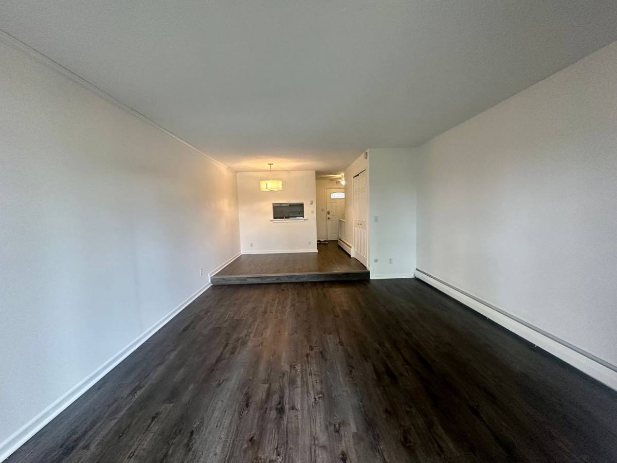 Apartment for rent at 380 Ramsey St, Saint Paul, MN 55102