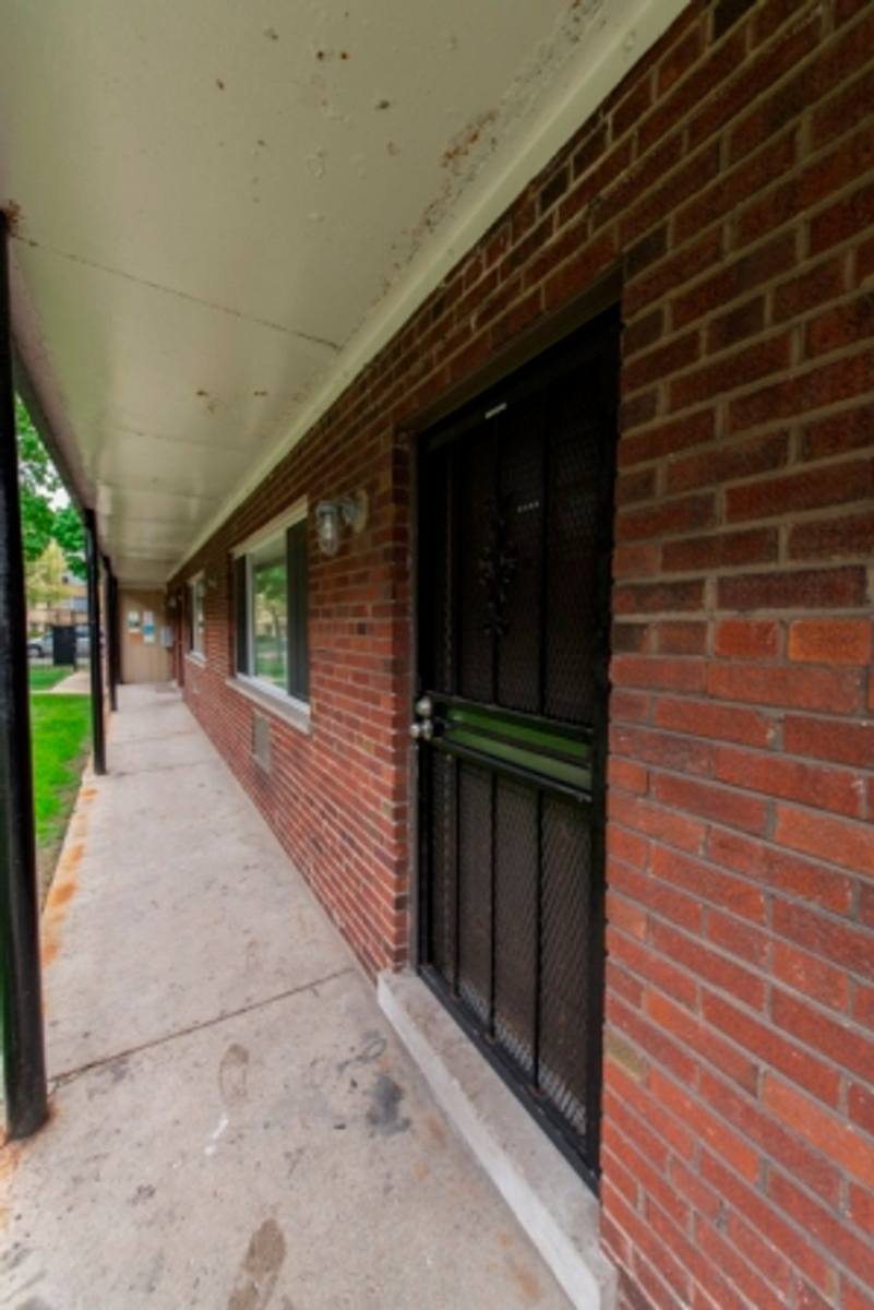 Apartment for rent at 8312 S Ingleside Ave, Chicago, IL 60619
