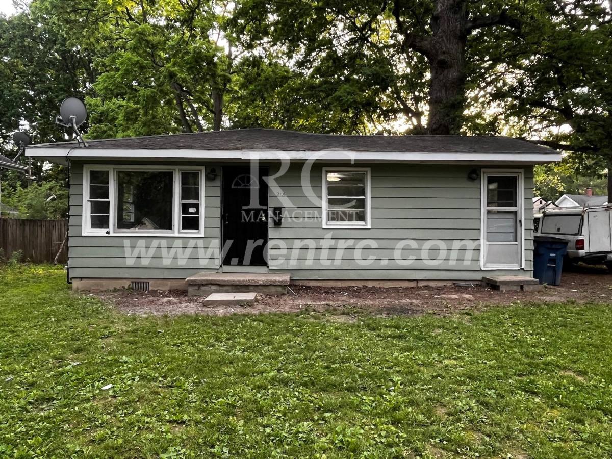 House for rent at 218 Tennessee, Danville, IL 61832