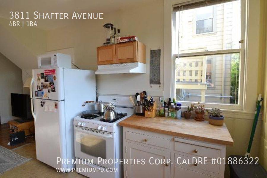 Apartment for rent at 3811 Shafter Ave, Oakland, CA 94609