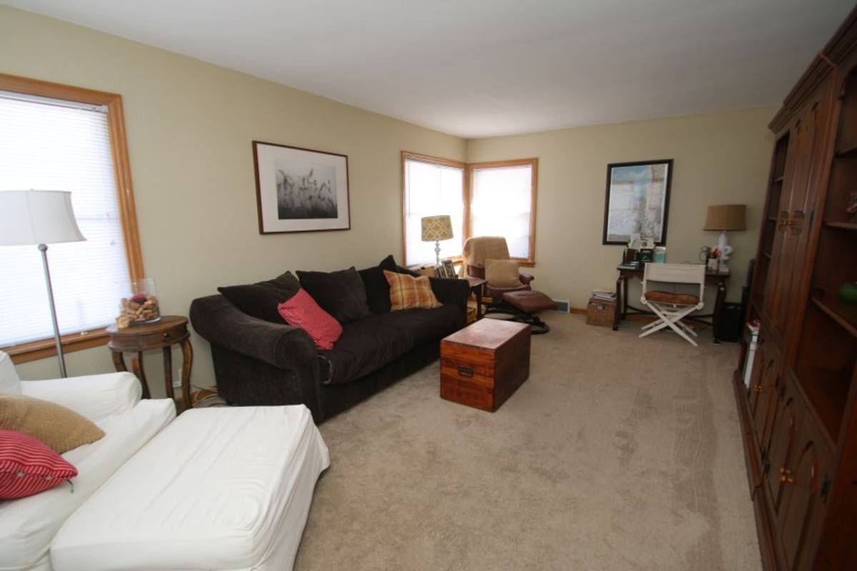 House for rent at 9105 Park Hill, Milwaukee, WI 53226