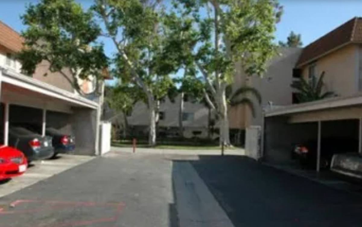 Apartment for rent at 13519 Yukon Ave, Hawthorne, CA 90250
