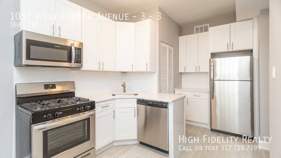 Apartment for rent at 1057 W Foster Ave #3, Chicago, IL 60640
