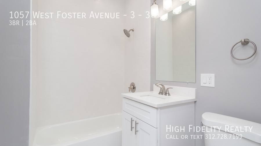 Apartment for rent at 1057 W Foster Ave #3, Chicago, IL 60640