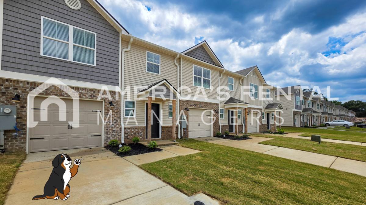Townhouse for rent at 4115 Hudson Court, Decatur, AL 35603