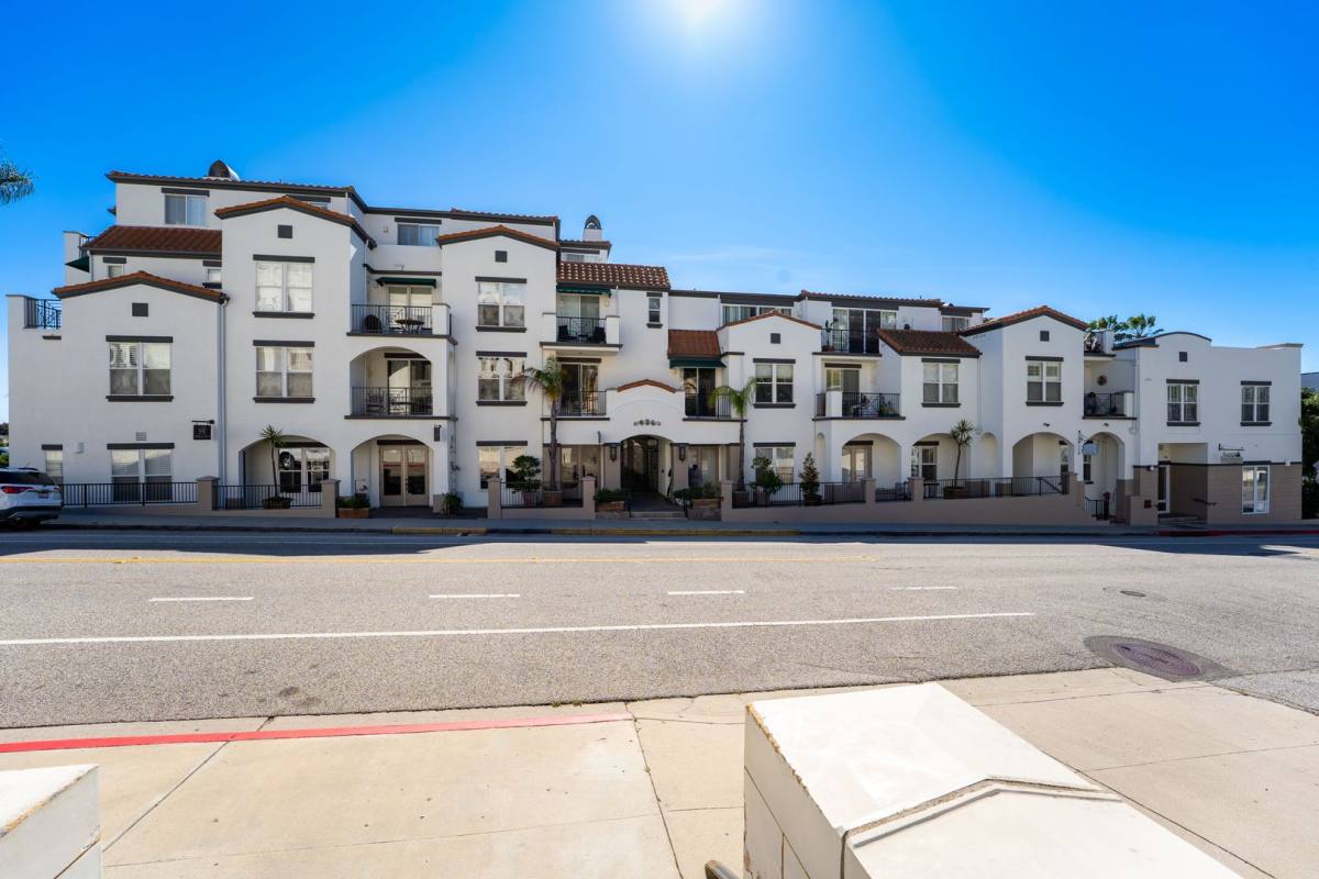 Condo for rent at 436 Poli St, Ventura, CA 93001
