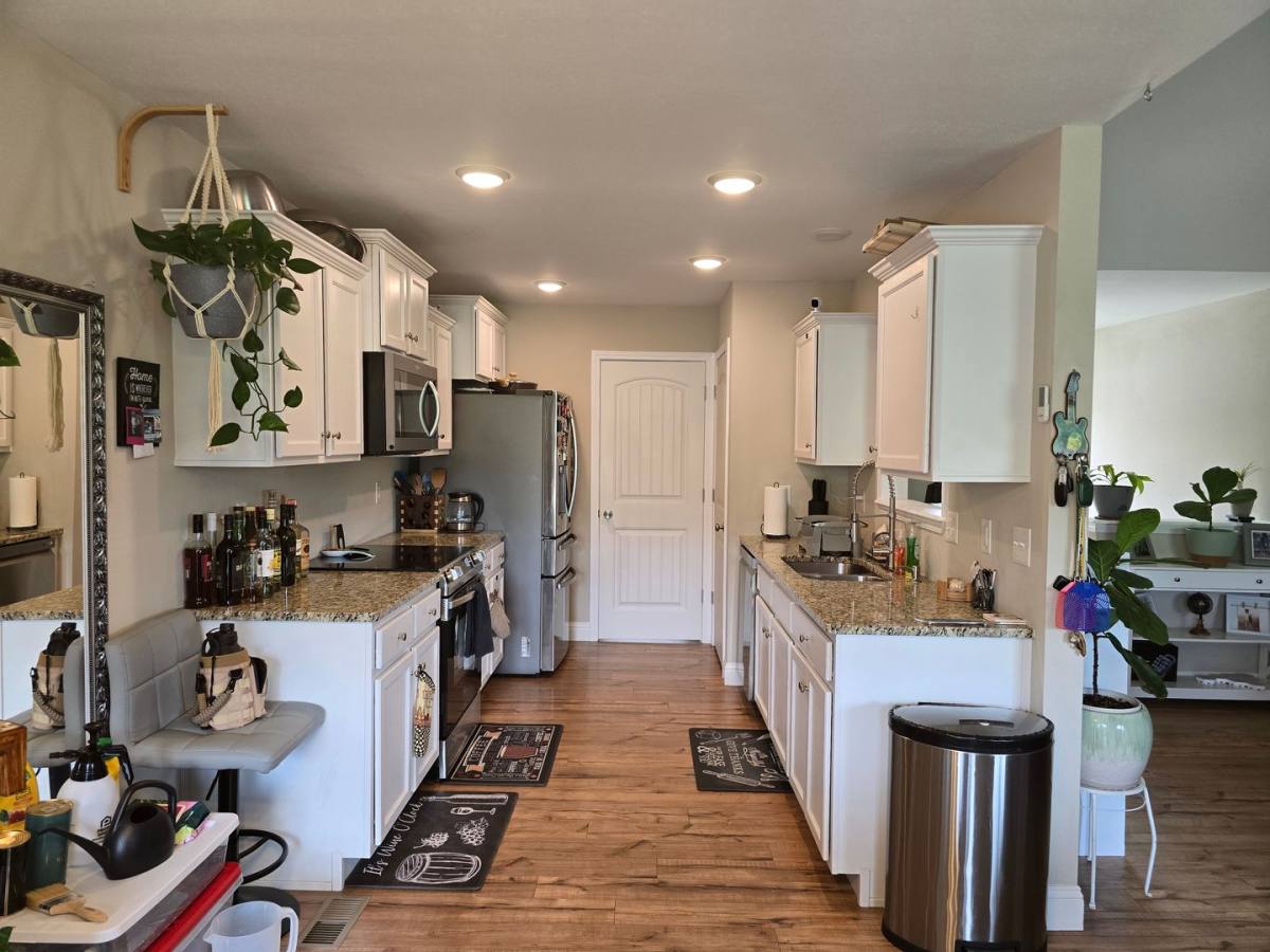 House for rent at 203 Ridgeview Dr, Saint Robert, MO 65584