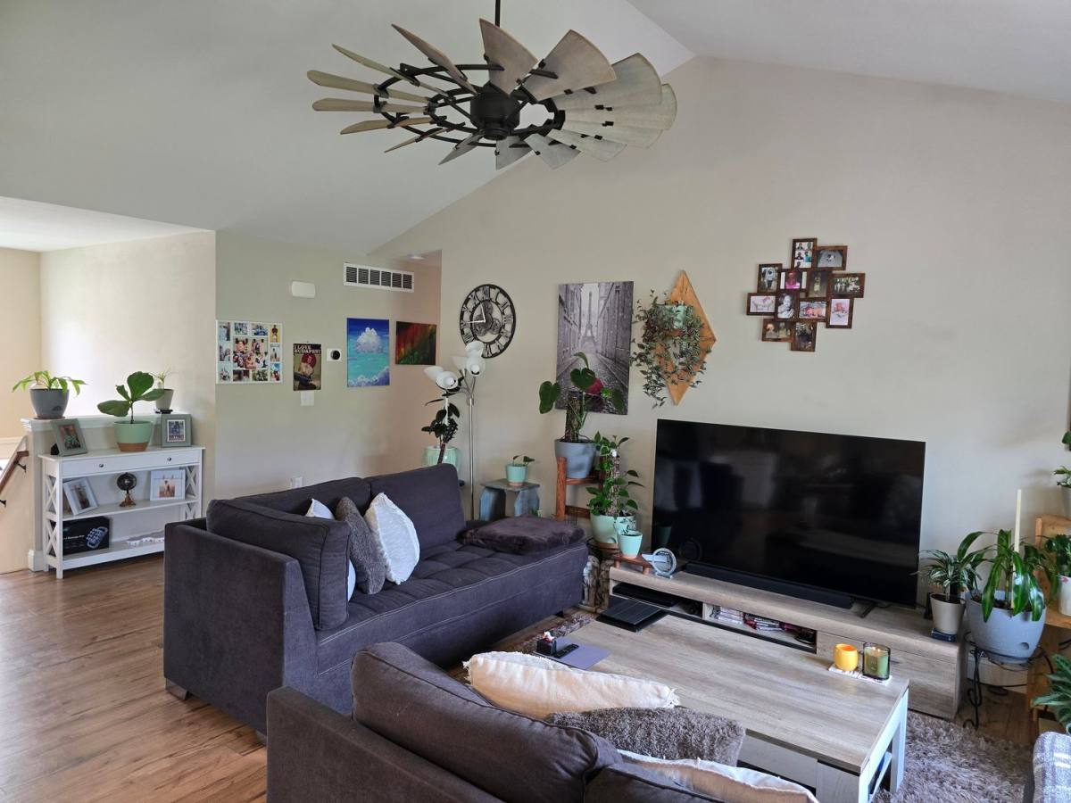 House for rent at 203 Ridgeview Dr, Saint Robert, MO 65584