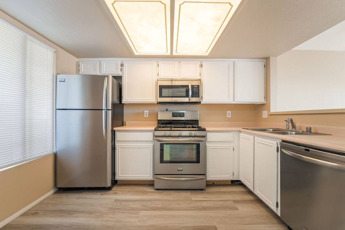 Condo for rent at 8070 W Russell Rd, Las Vegas, NV 89113