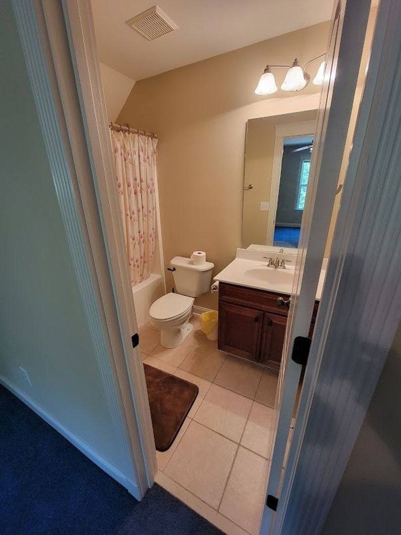 House for rent at 236 Ashland Oaks Dr, Catawba, SC 29704