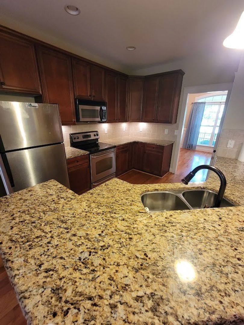 House for rent at 236 Ashland Oaks Dr, Catawba, SC 29704
