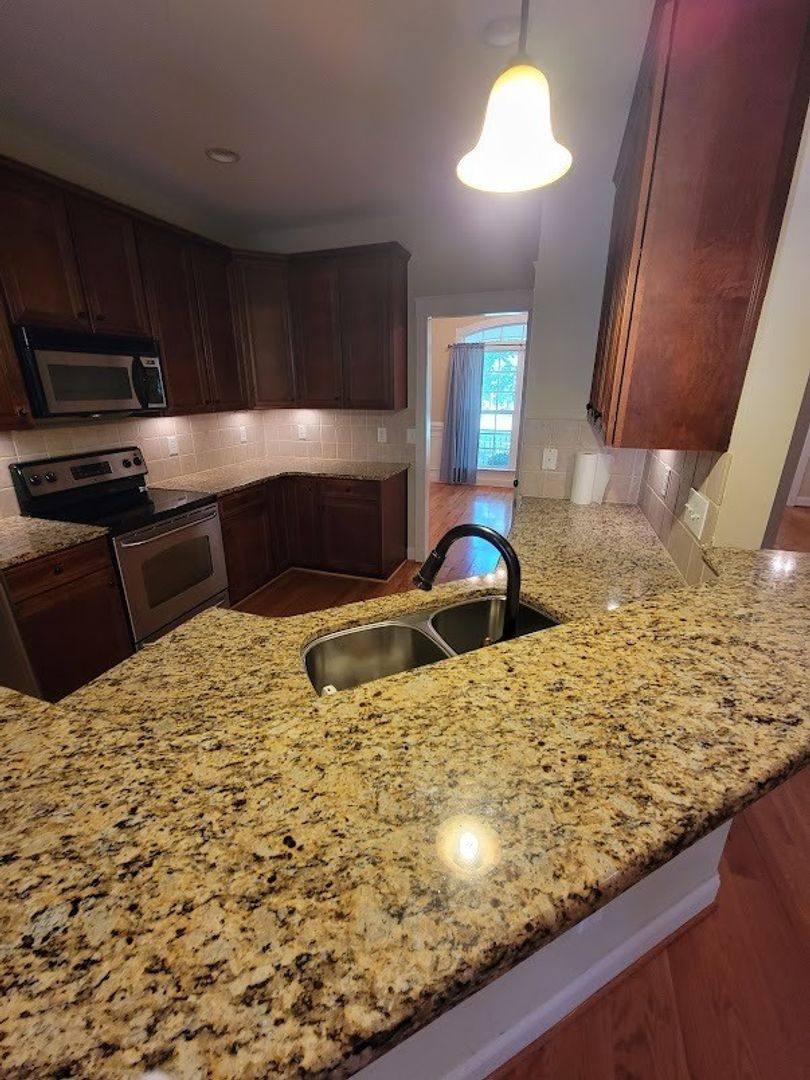 House for rent at 236 Ashland Oaks Dr, Catawba, SC 29704
