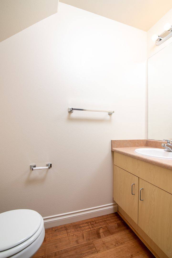 Apartment for rent at 3614 Motor Ave, Los Angeles, CA 90034