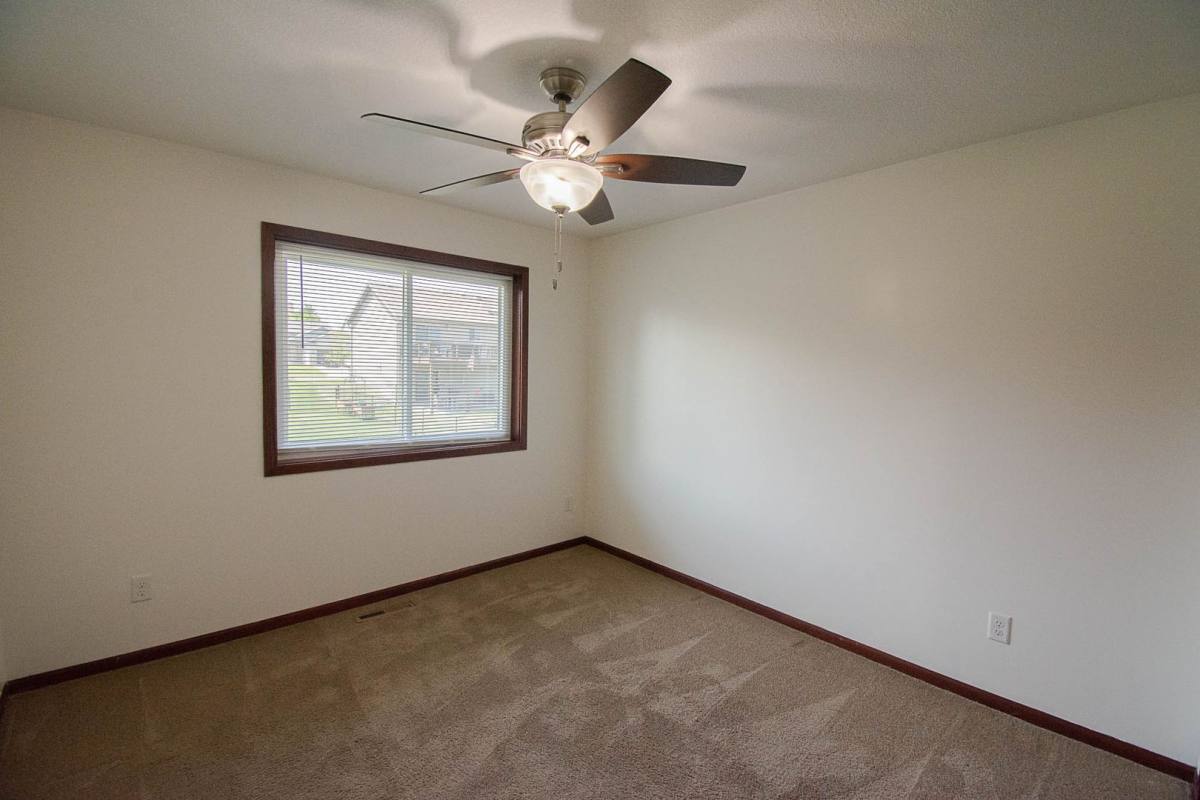 House for rent at 6143 39th Ave NW, Rochester, MN 55901