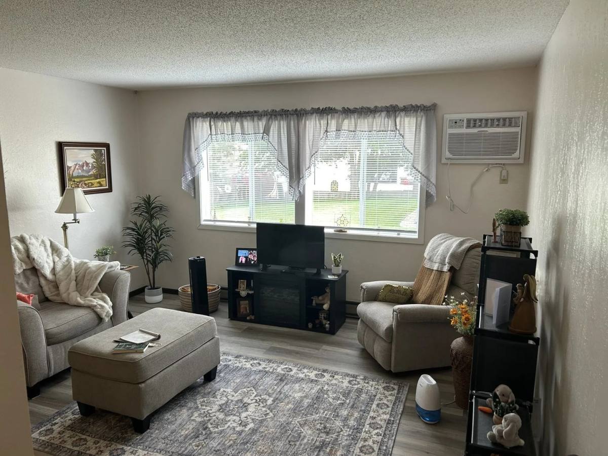Apartment for rent at 509-510 N 5th, Beresford, SD 57004