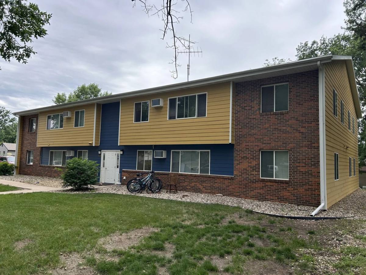 Apartment for rent at 509-510 N 5th, Beresford, SD 57004