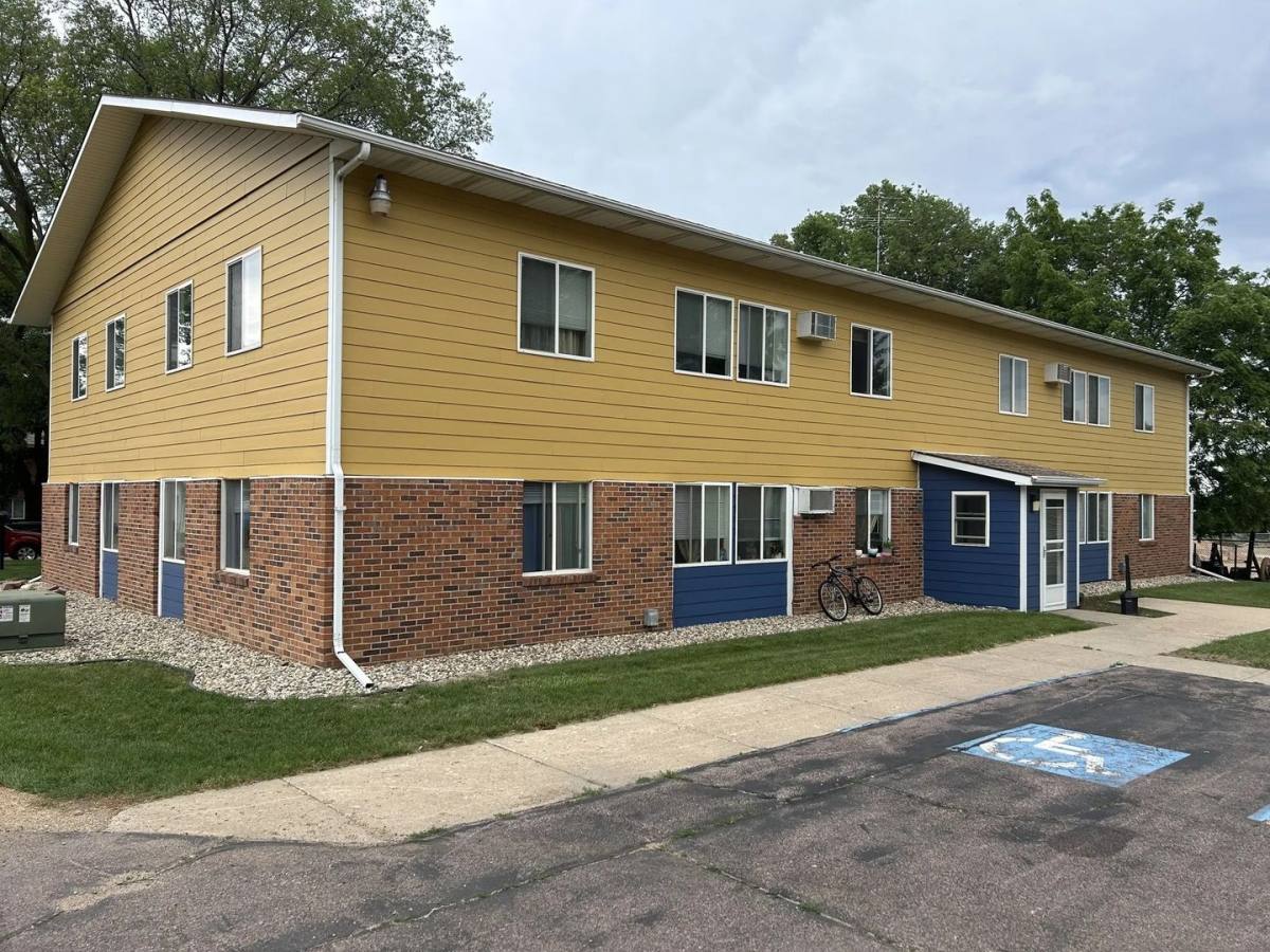 Apartment for rent at 509-510 N 5th, Beresford, SD 57004