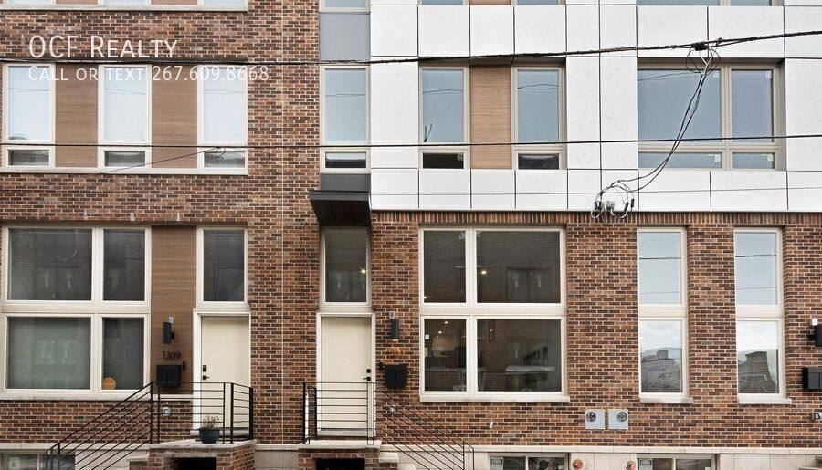 Townhouse for rent at 1321 S Woodstock St, Philadelphia, PA 19146