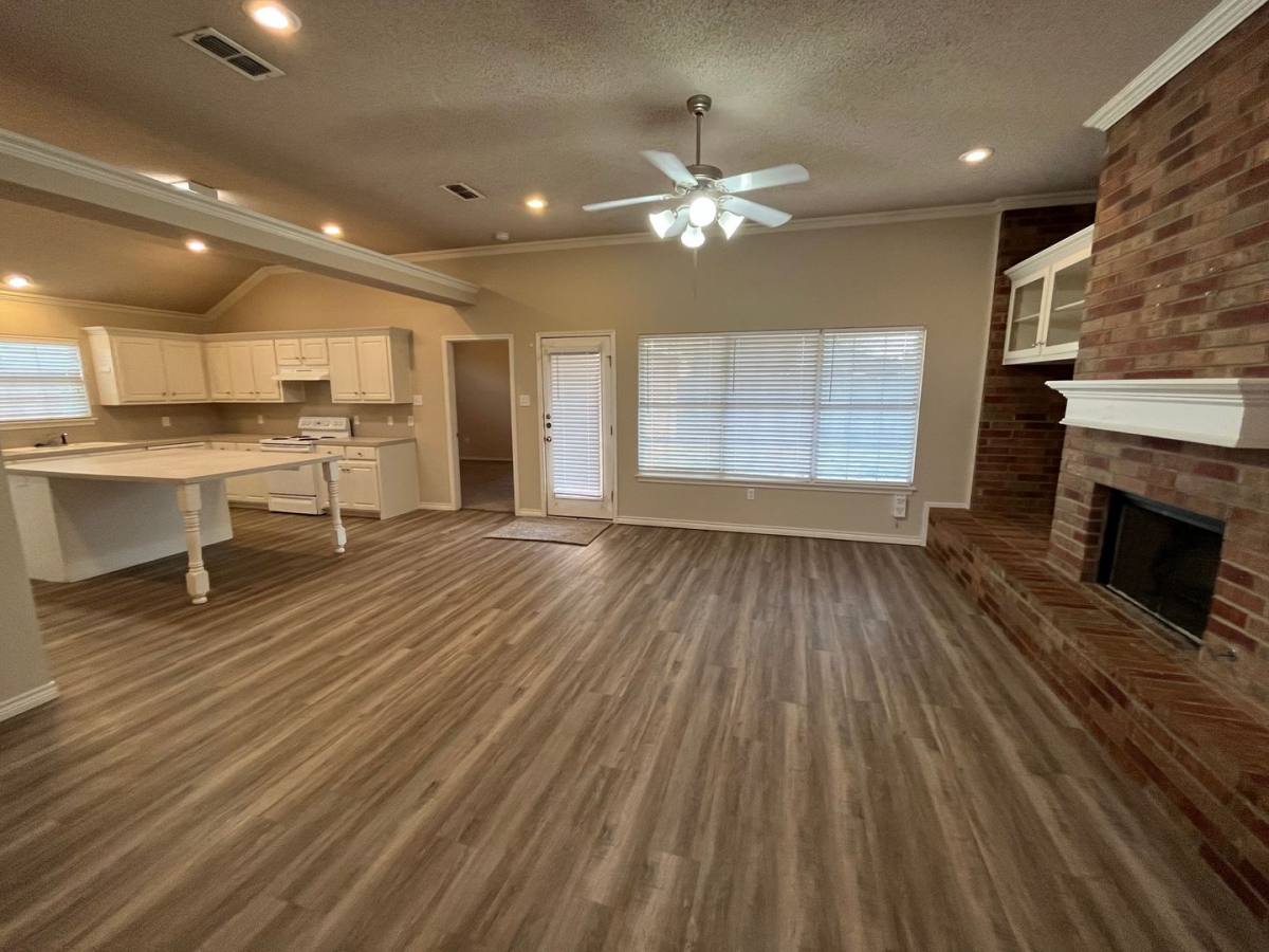 House for rent at 3009 104th St, Lubbock, TX 79423